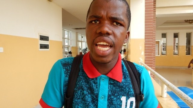 Moses Yamiam, Member of the Students Solidarity Action for the Reinstatement of Alvin Wesseh. Photo: Gbatemah Senah 