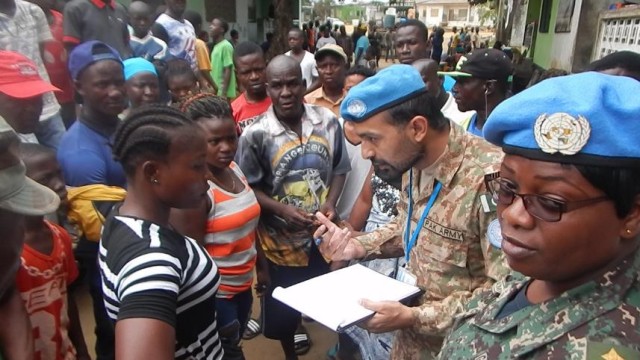 UNMIL Officers took interest in the AFL operation. Photo: Zeze Ballah 